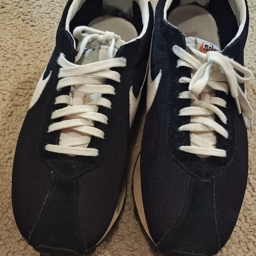 Nike Men’s LD 1000 Cortez Black and White Retro-Style Sneaker